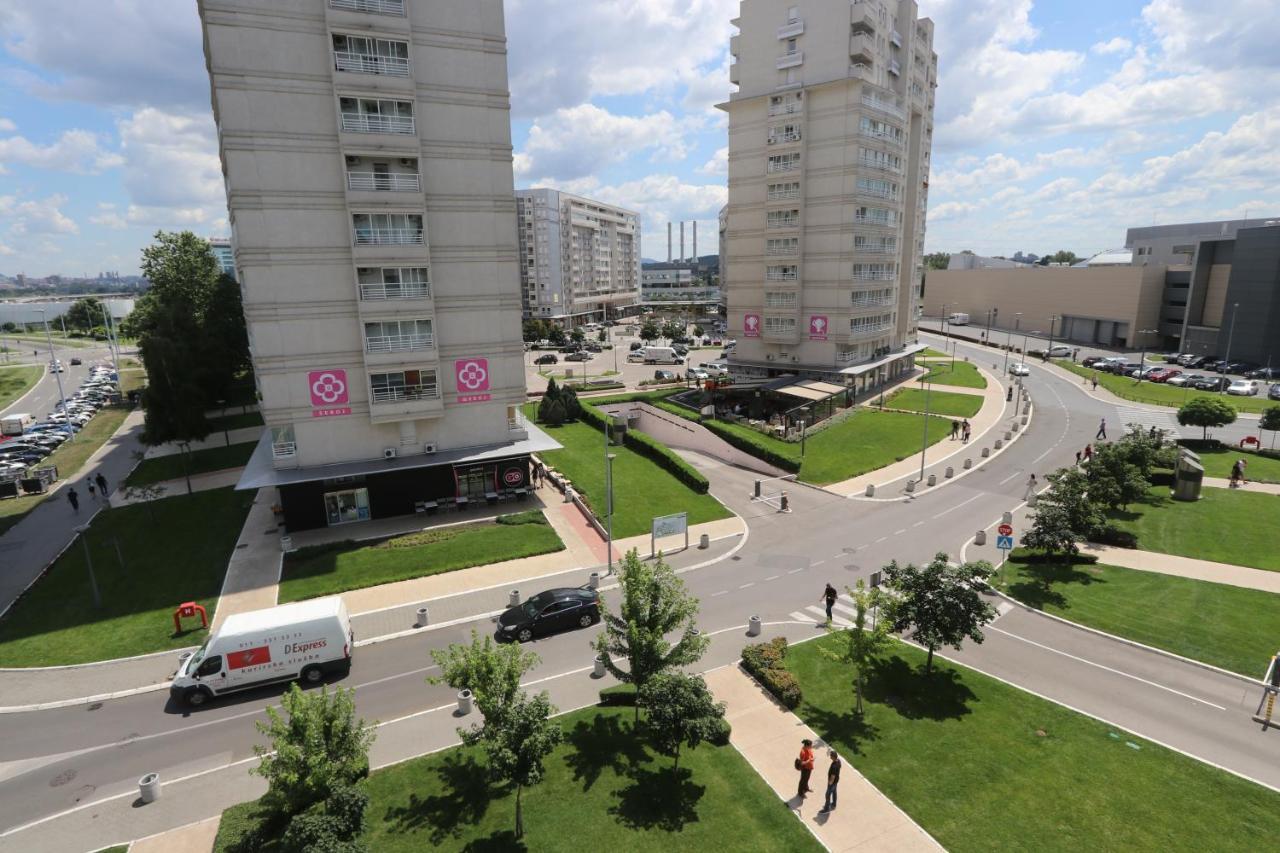 New Belgrade Apartment Belville, Parking 5 Evra Dan Eksteriør billede