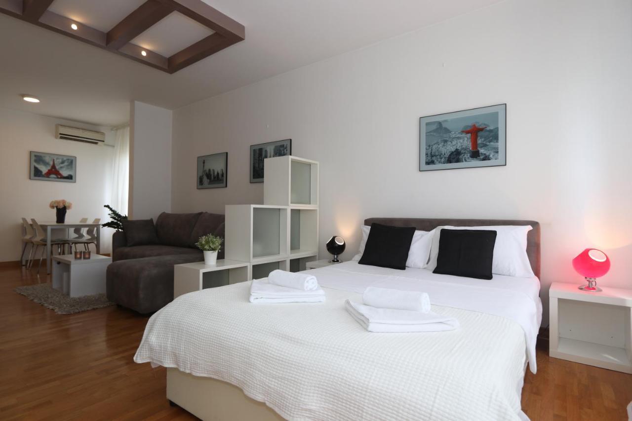 New Belgrade Apartment Belville, Parking 5 Evra Dan Eksteriør billede