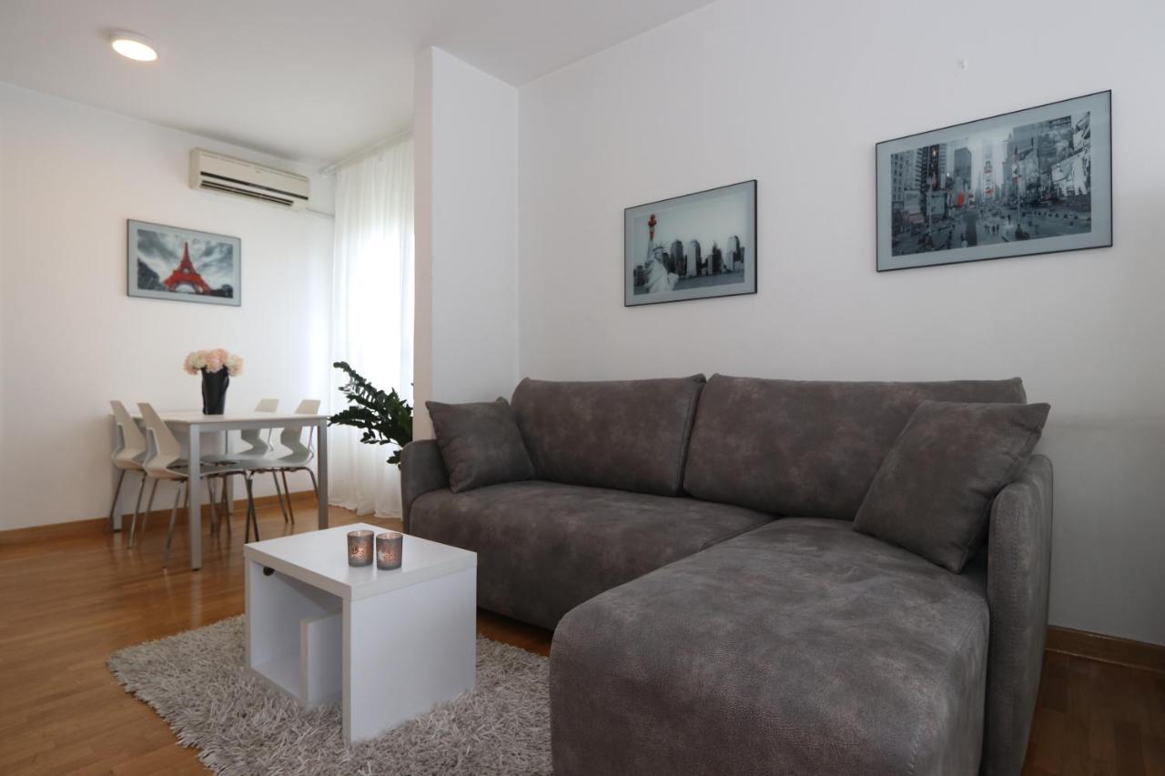 New Belgrade Apartment Belville, Parking 5 Evra Dan Eksteriør billede