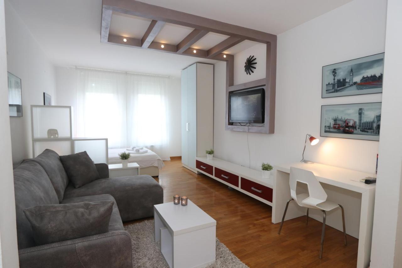 New Belgrade Apartment Belville, Parking 5 Evra Dan Eksteriør billede